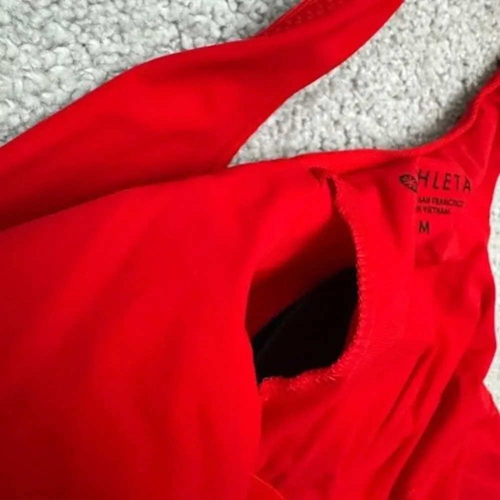 Athleta Ribbed One Piece Swimsuit Padded Womens Medium Bright Red Scoop Neck